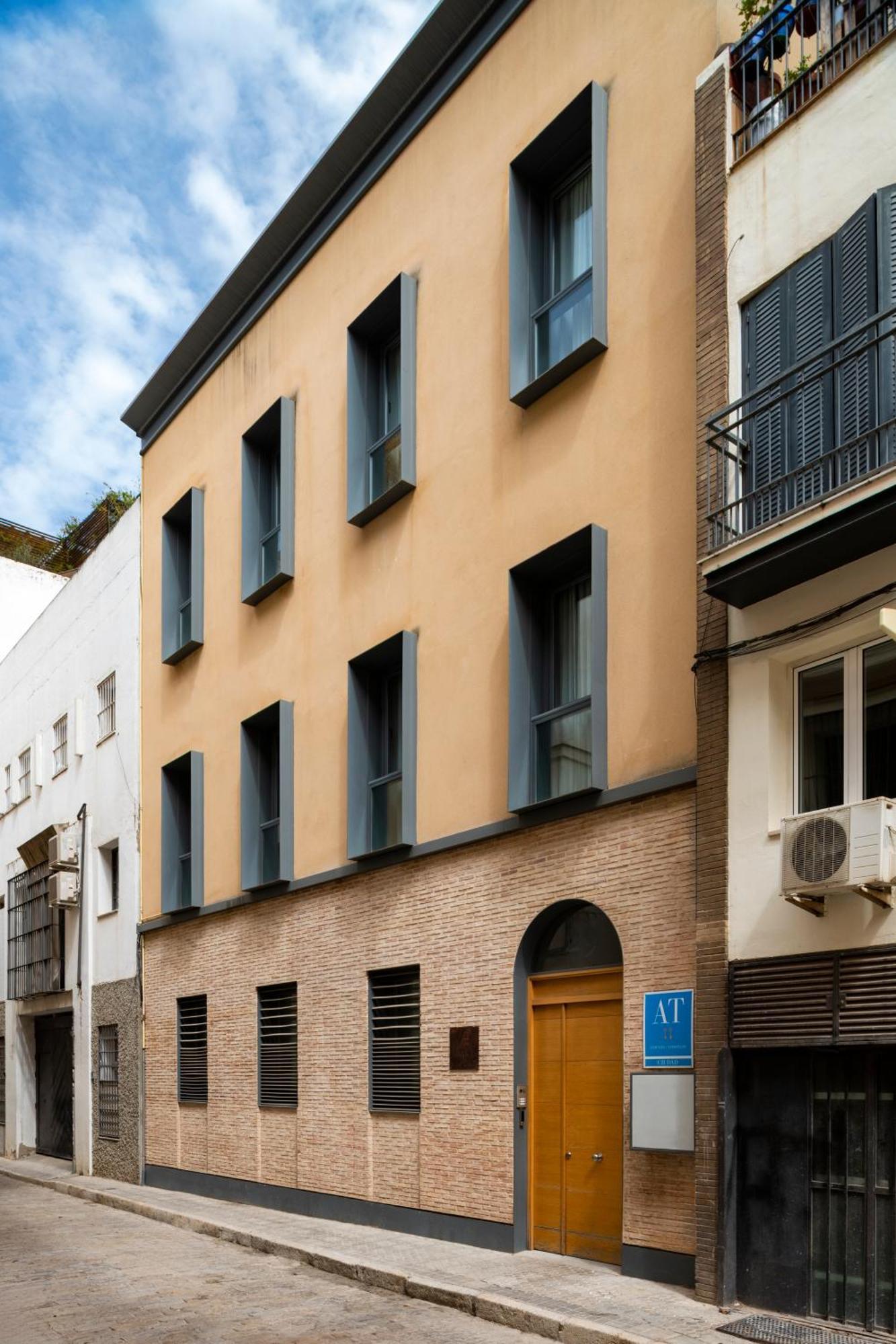 Suites Maestranza - Herreria By Magno Apartments Sevilla Dış mekan fotoğraf