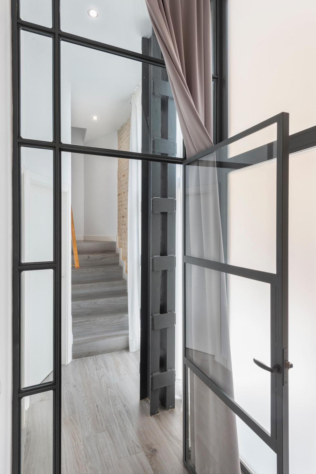 Suites Maestranza - Herreria By Magno Apartments Sevilla Oda fotoğraf